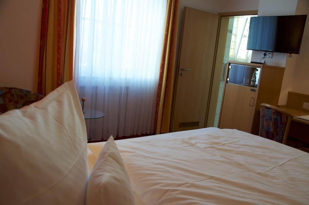 Hotel Restaurant Thum Balingen Exterior foto