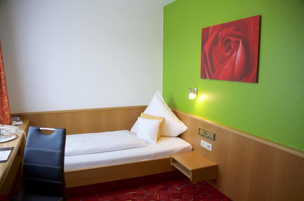 Hotel Restaurant Thum Balingen Exterior foto
